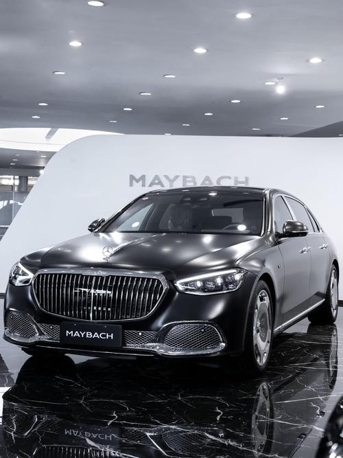 成都131岚图汽车的售后服务让用户无忧出行，迈巴赫未来的豪华车趋势